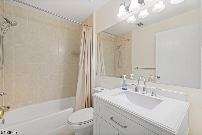 2501 Vroom Dr - Photo 16