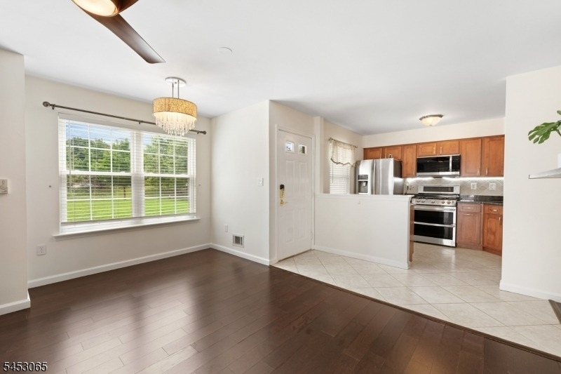 2501 Vroom Dr - Photo 5