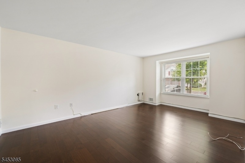 2501 Vroom Dr - Photo 12
