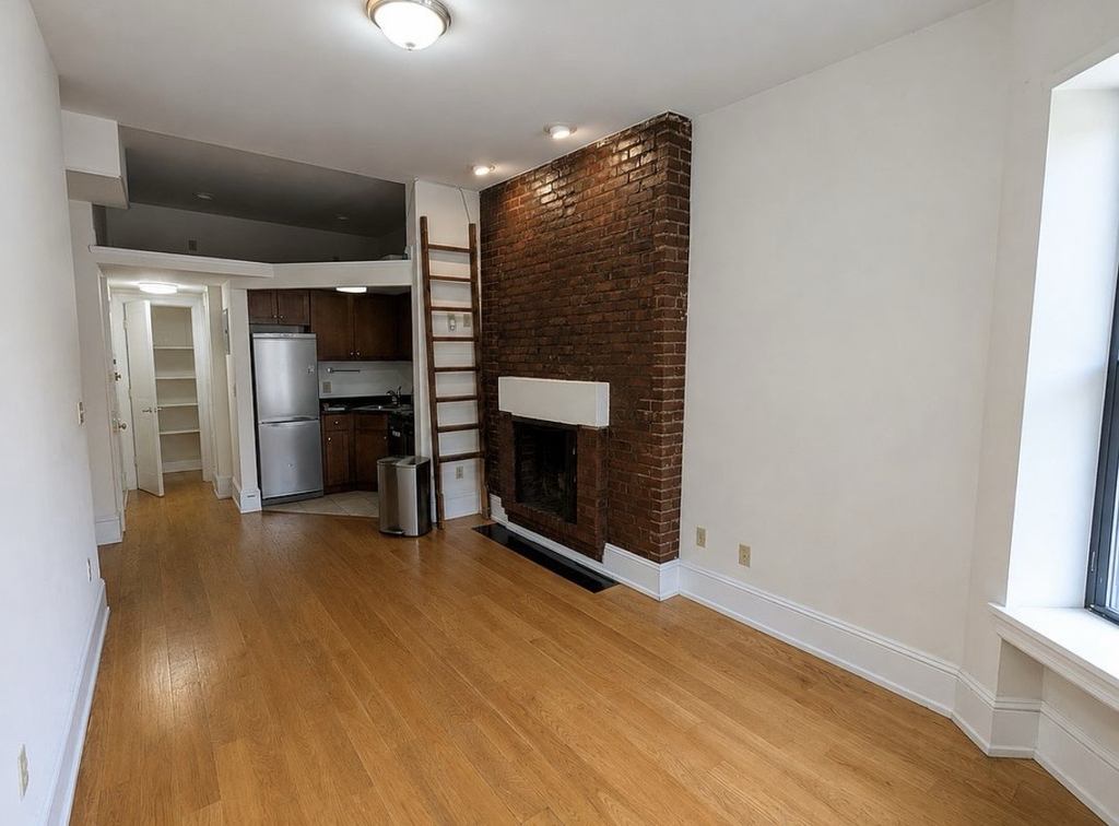 West 68th Street/CPW - Photo 1