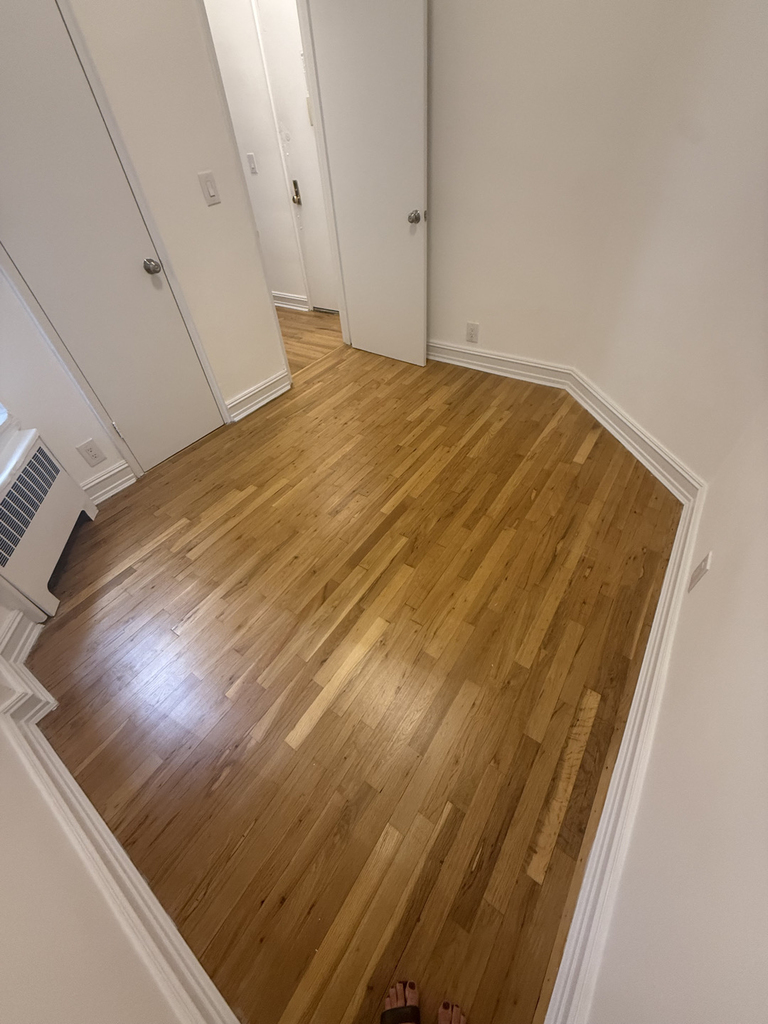 East 83rd Street - Photo 4