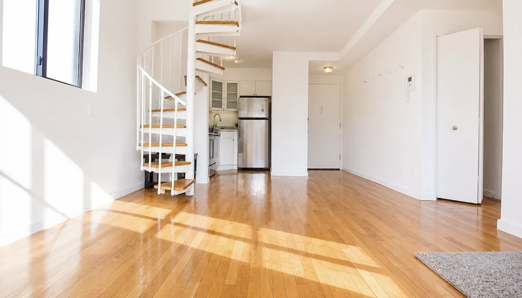 259 Elizabeth Street - Photo 3