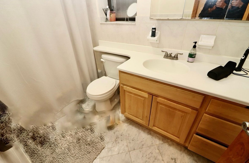 Columbus Avenue/West 84th St. - Photo 2