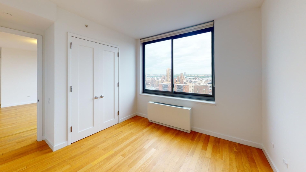 808 Columbus Ave - Photo 4