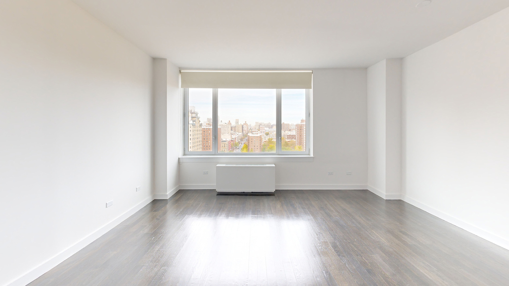 801 Amsterdam Ave - Photo 4
