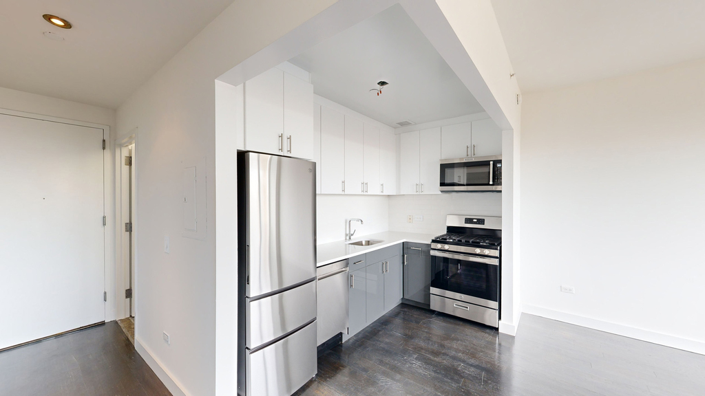 801 Amsterdam Ave - Photo 1