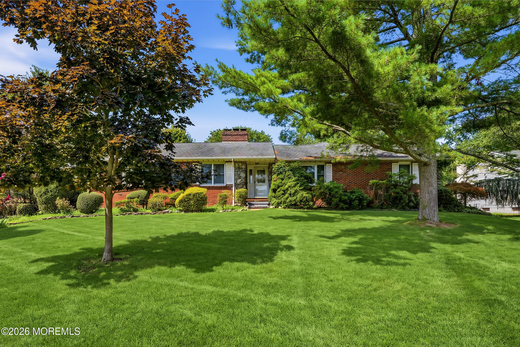 470 Monmouth Place - Photo 54