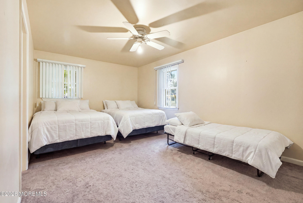 470 Monmouth Place - Photo 42