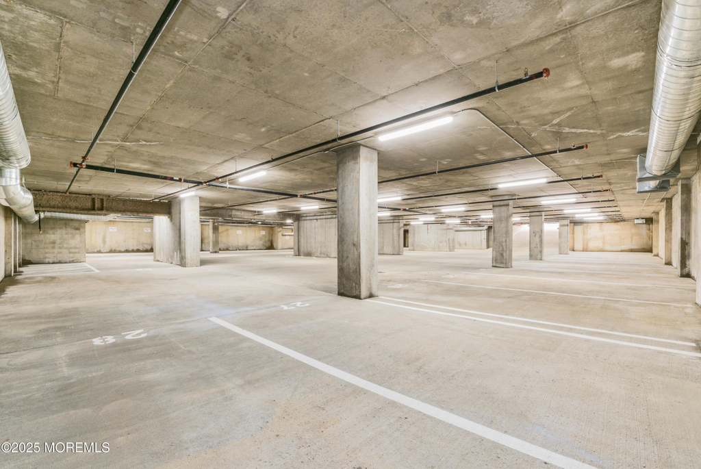 700 Bangs Avenue - Photo 1