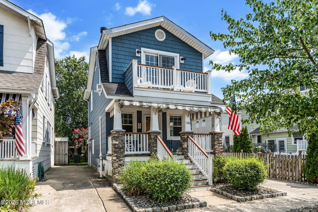 706 E Street - Photo 48