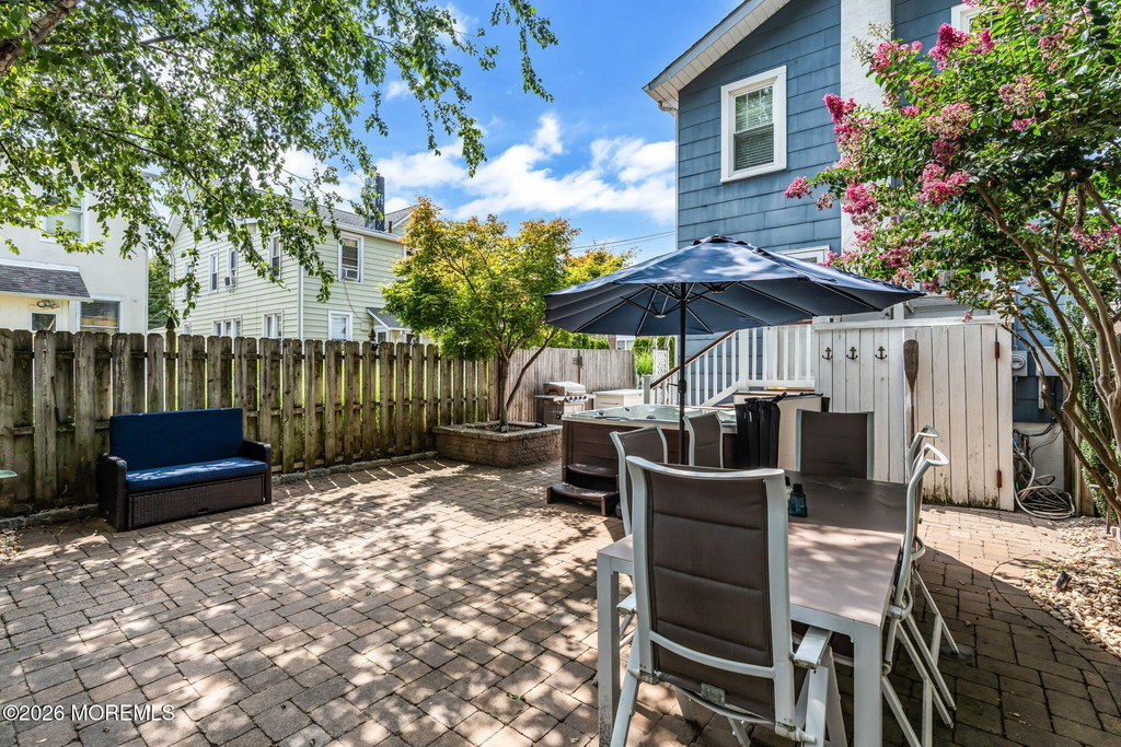 706 E Street - Photo 43