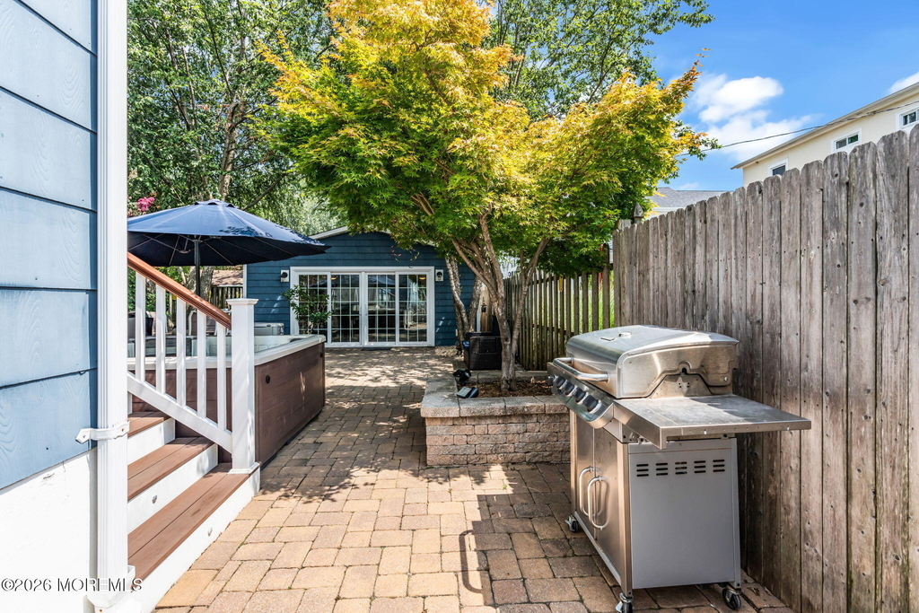 706 E Street - Photo 39