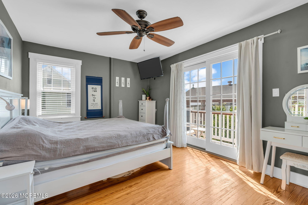706 E Street - Photo 25