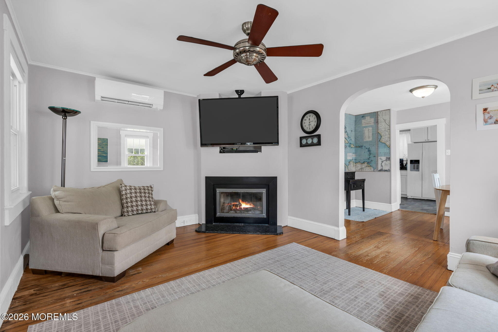 706 E Street - Photo 8
