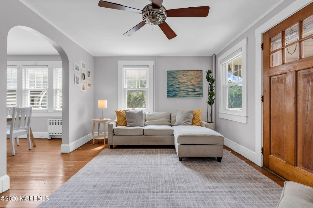 706 E Street - Photo 9