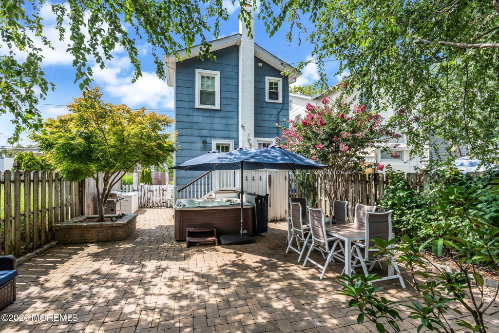 706 E Street - Photo 44