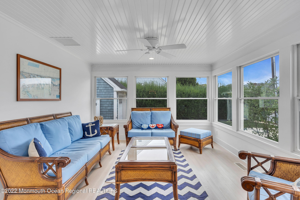 35 Bristol Place - Photo 3