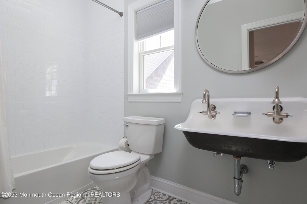 155 Osborne Avenue - Photo 15