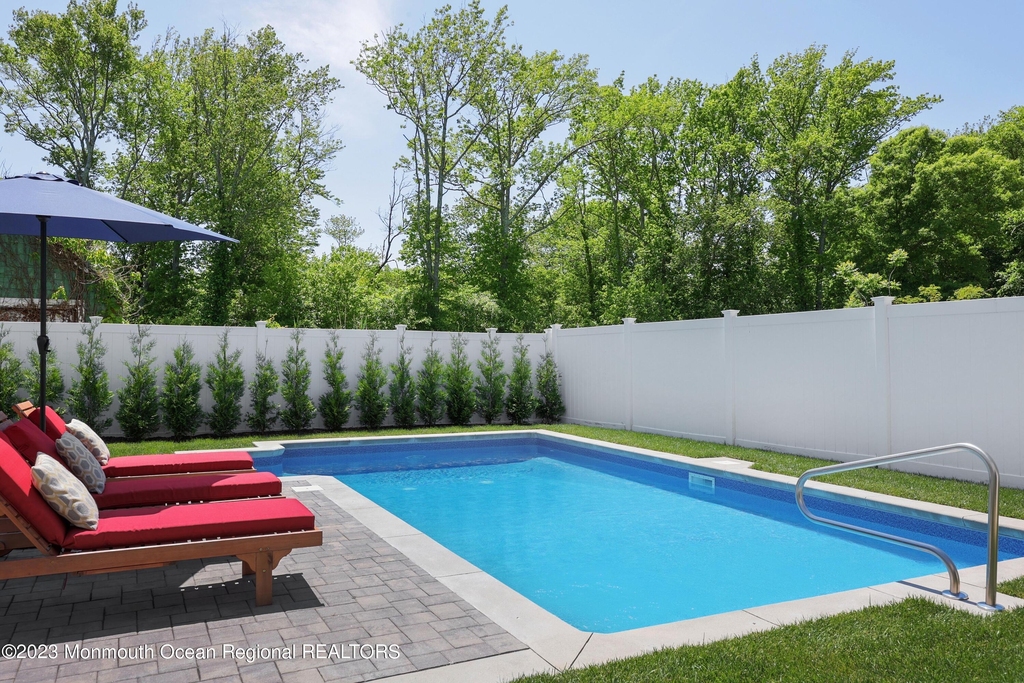 155 Osborne Avenue - Photo 32