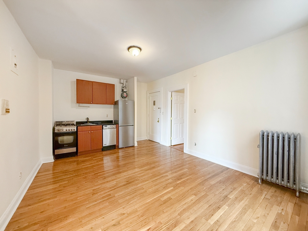 West 11th Street  - Photo 2