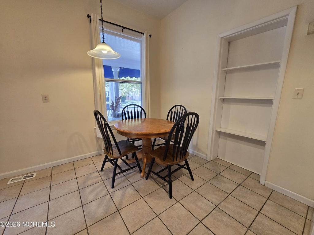 711 Grand Avenue - Photo 7