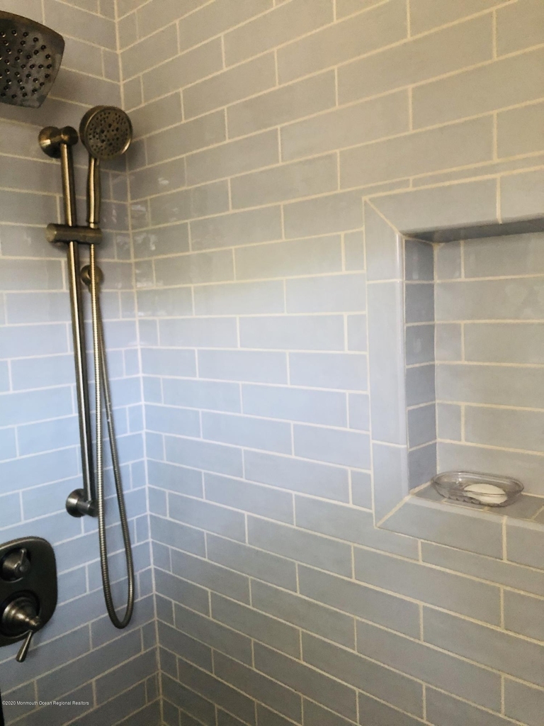 814 Shore Road - Photo 19