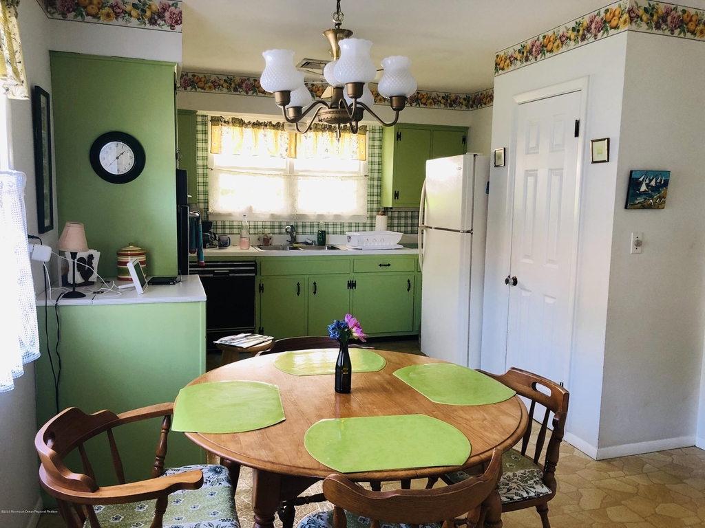 814 Shore Road - Photo 8
