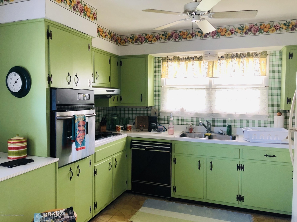 814 Shore Road - Photo 9