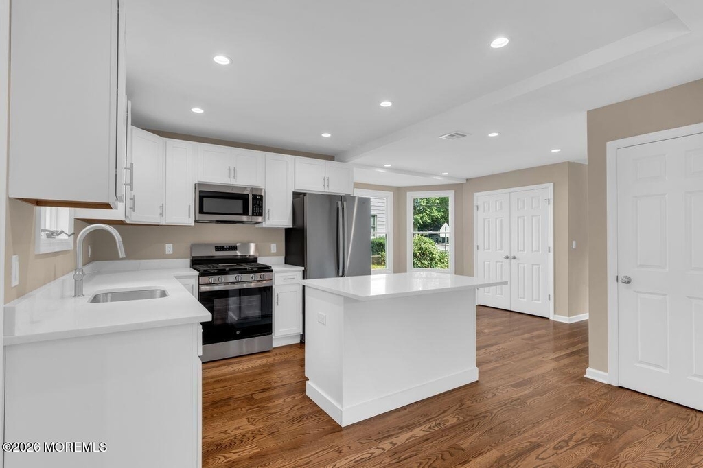 18 Maple Avenue - Photo 5