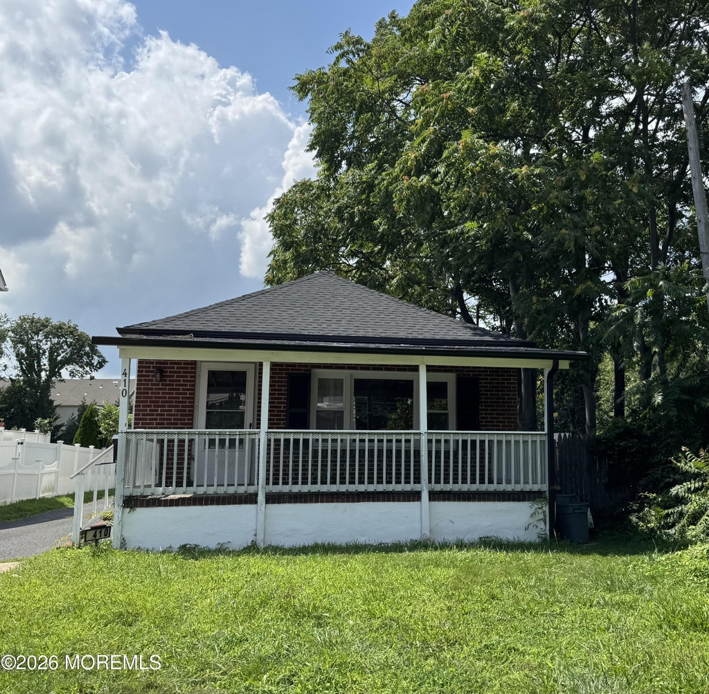 410 2nd Avenue - Photo 2