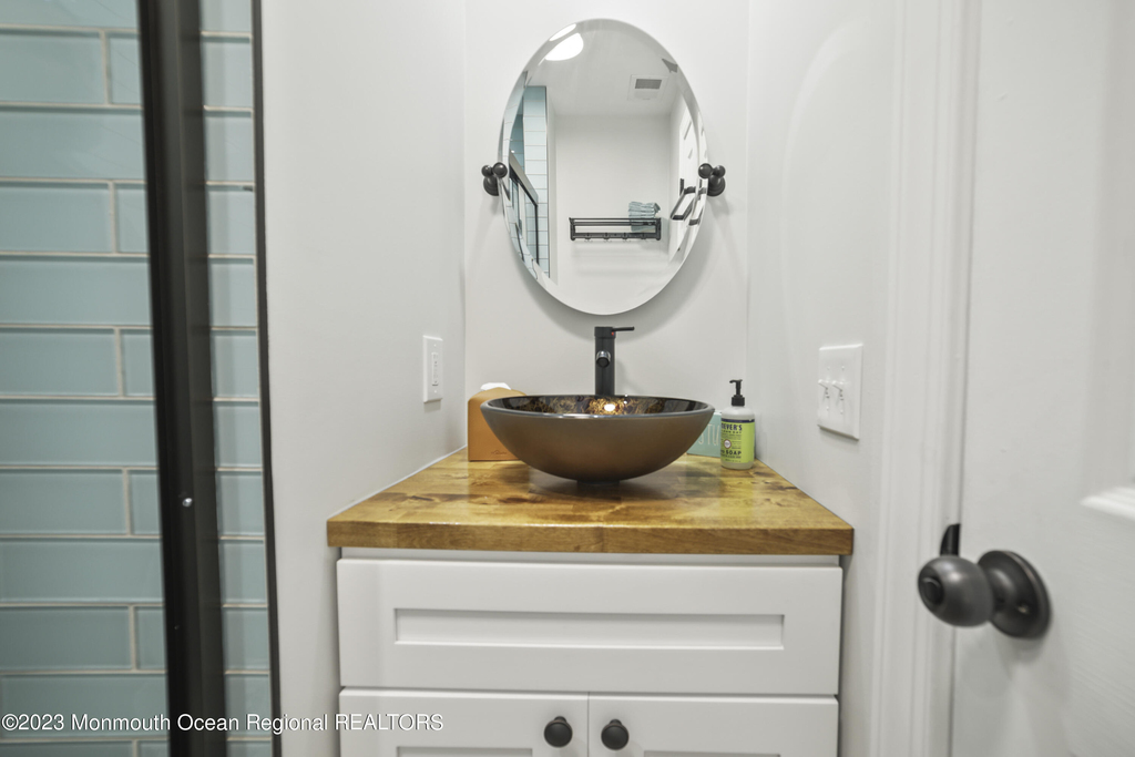110 11th Avenue - Photo 10