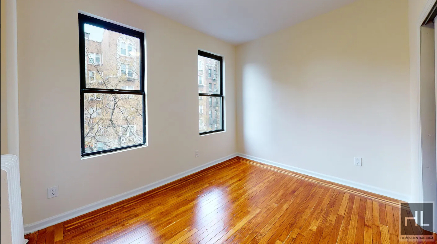 West 170th Street - Photo 3