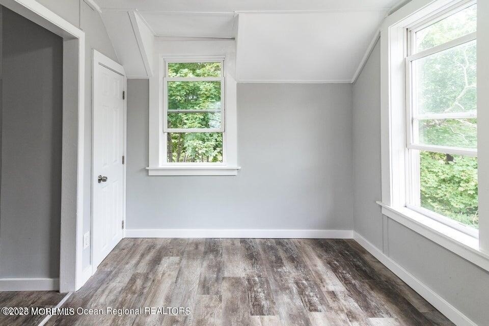 306 Henley Avenue - Photo 5