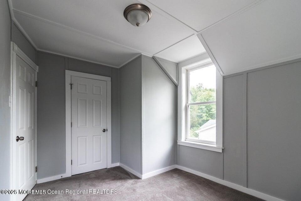 306 Henley Avenue - Photo 13