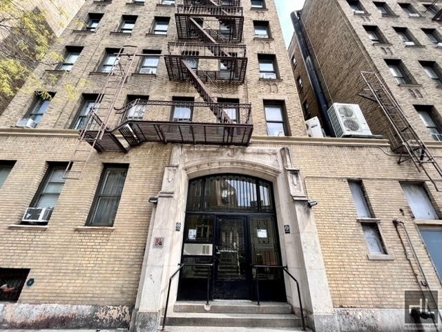 West 170th Street - Photo 0