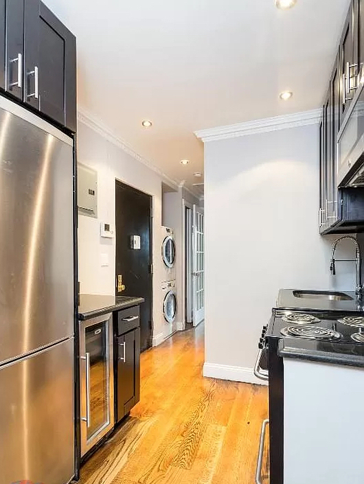 W 53rd St. - Photo 5