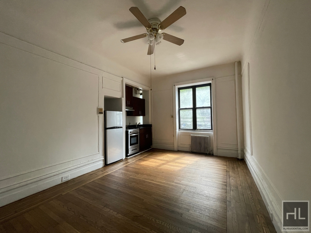 Tiemann Place - Photo 0