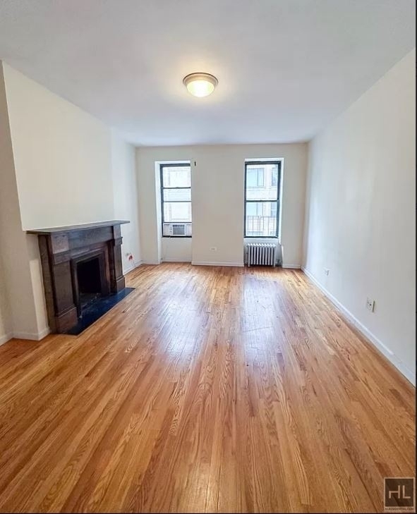 East 84th Street - Photo 0