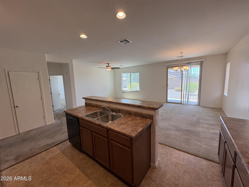 23549 W Hopi Street - Photo 5