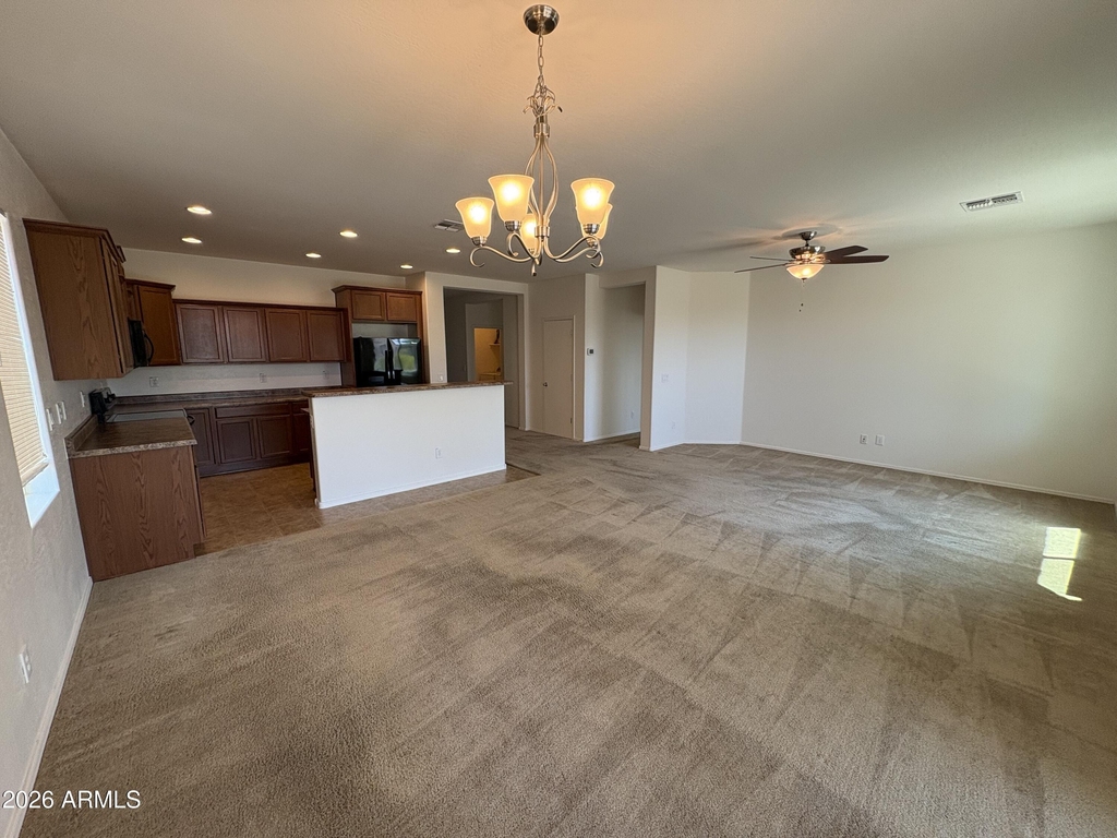 23549 W Hopi Street - Photo 3