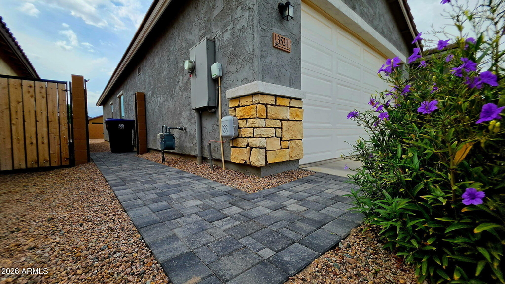 35211 W Santa Barbara Avenue - Photo 13