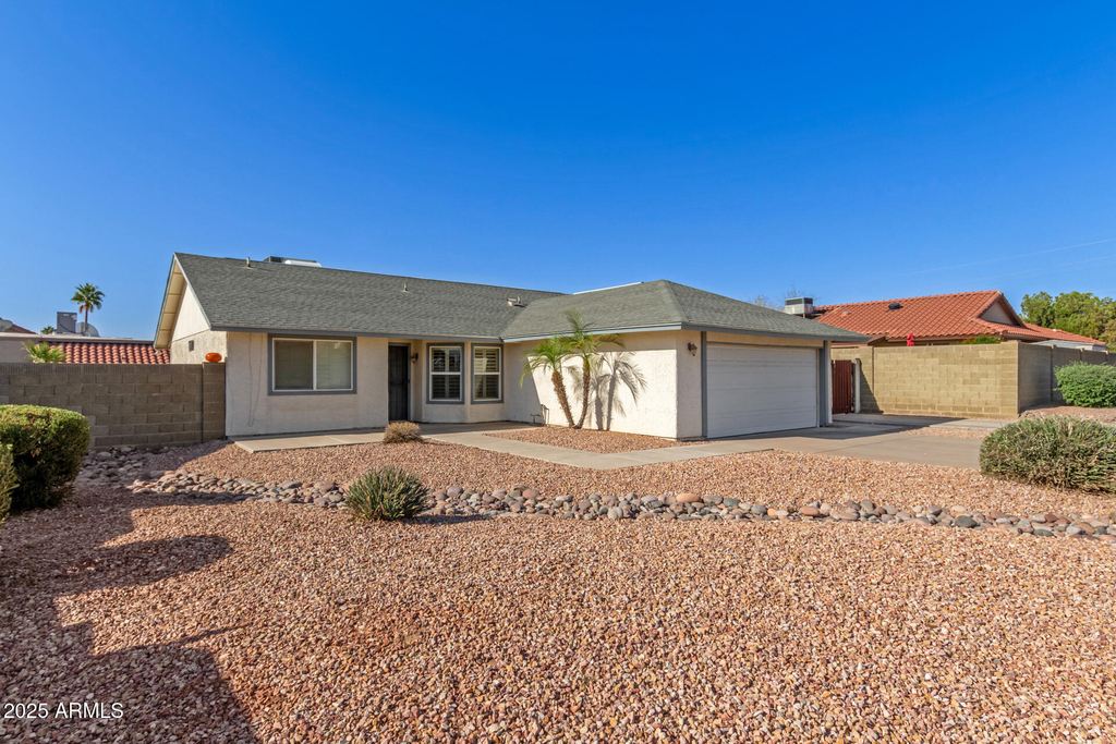 4109 E Ahwatukee Drive - Photo 2