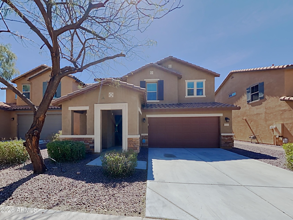 5711 E Adrian Avenue - Photo 0