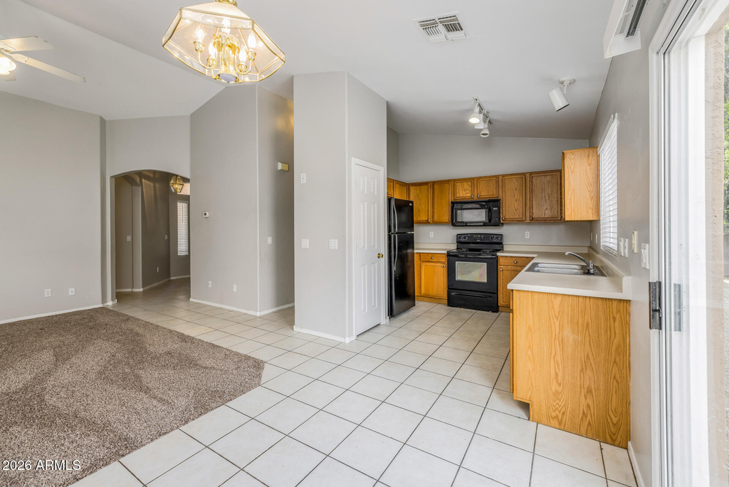 6640 E Russell Street - Photo 8