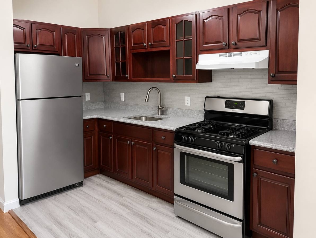 482 Kosciuszko Street - Photo 1