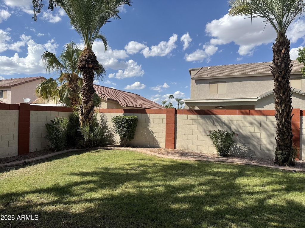 518 W Scott Avenue - Photo 30