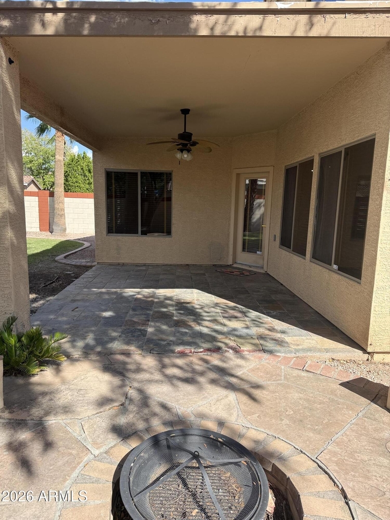 518 W Scott Avenue - Photo 27