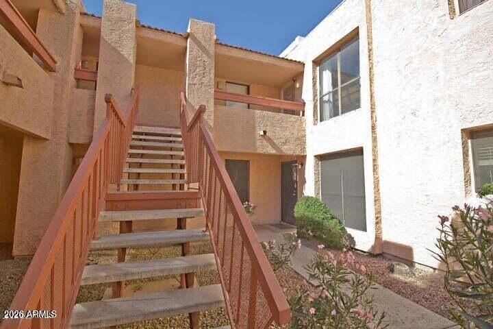 3131 W Cochise Drive - Photo 1