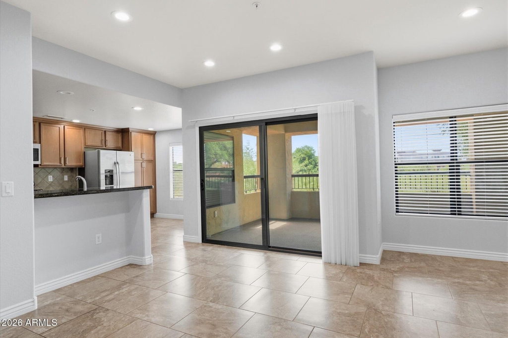 21320 N 56th Street - Photo 5