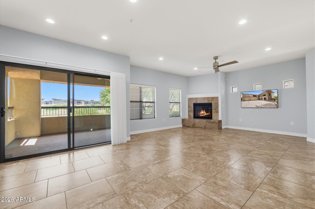 21320 N 56th Street - Photo 2